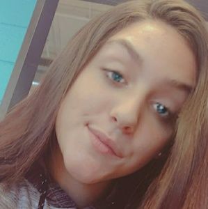 Meet your Posher, Lainey